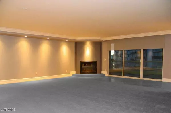 2747 PARADISE RD #502, Las Vegas, NV 89109