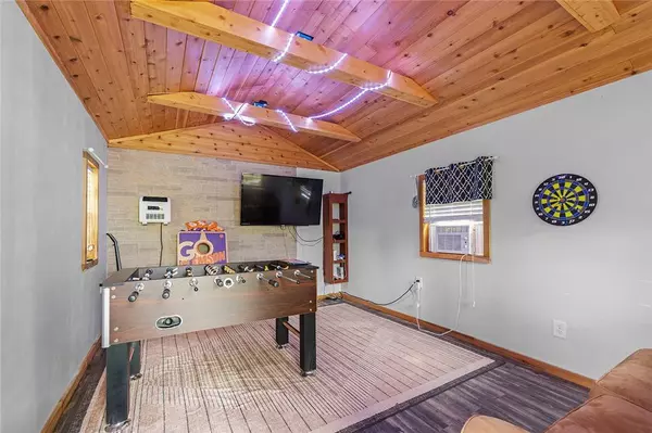 104 Cove DR, Fair Play, SC 29643