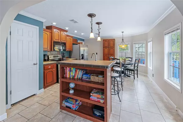 104 Cove DR, Fair Play, SC 29643