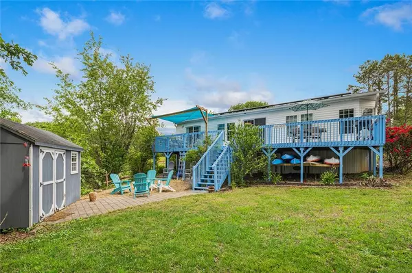 104 Cove DR, Fair Play, SC 29643