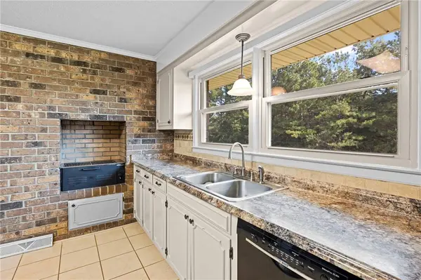 1190 Doyle ST, Westminster, SC 29693