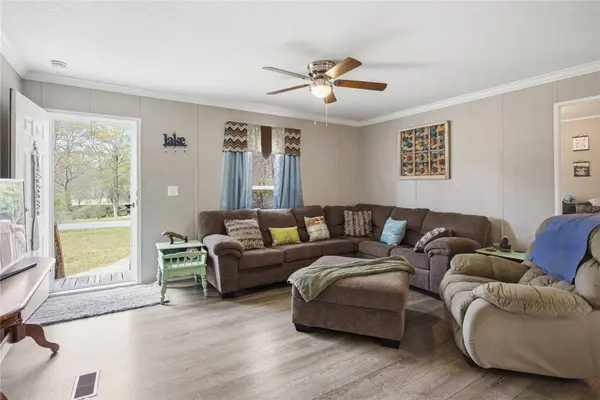 240 Timberlake DR, Seneca, SC 29678