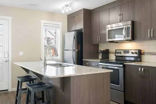 77 Auburn Bay ST SE, Calgary, AB T3M 2A4