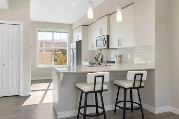 205 Legacy Common SE, Calgary, AB T2X 4H9