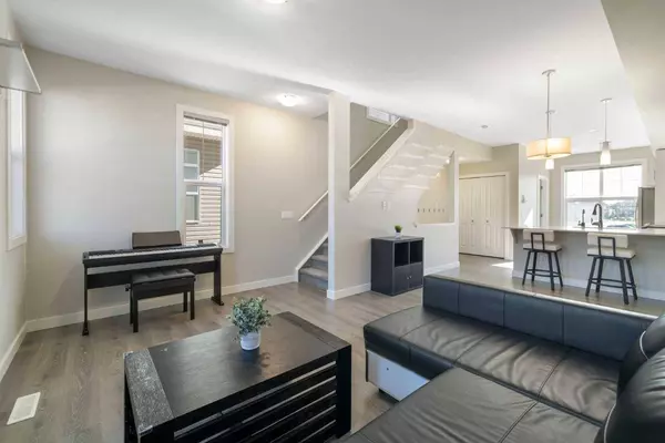 205 Legacy Common SE, Calgary, AB T2X 4H9