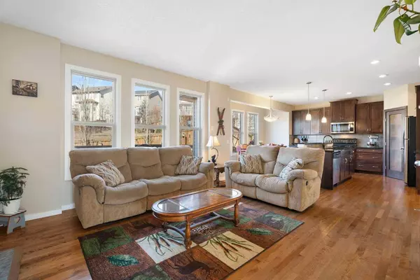 240 Heritage Bay, Cochrane, AB T4C 0L5