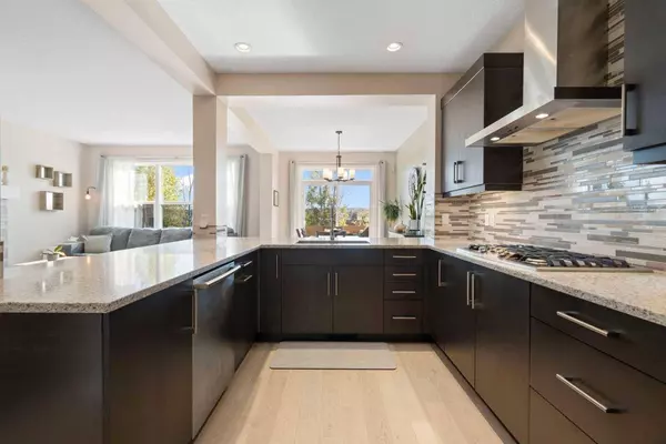 75 Buckskin WAY, Cochrane, AB T4C 2P2