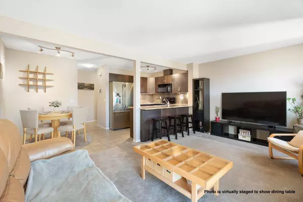 48 Panatella Villas NW, Calgary, AB T3K 0G6