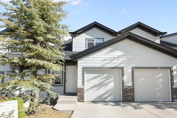 48 Panatella Villas NW, Calgary, AB T3K 0G6