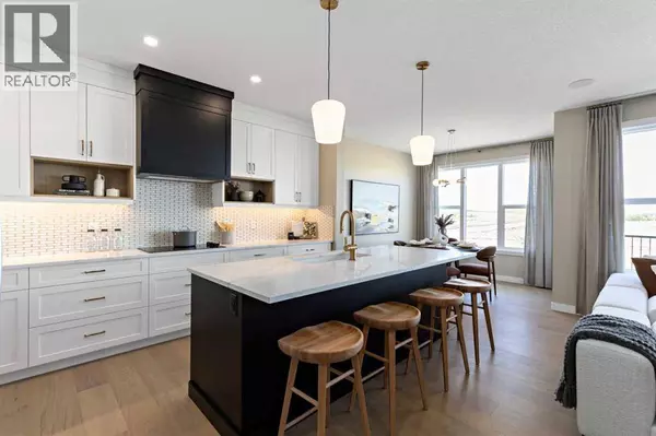 28 Southborough Lane, Cochrane, AB T2C5H9