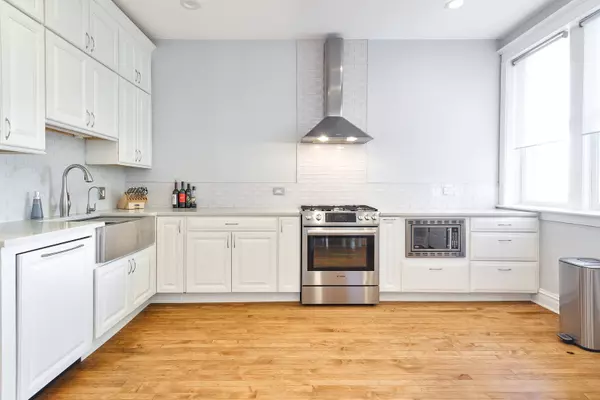 1431 N Maplewood AVE, Chicago, IL 60622