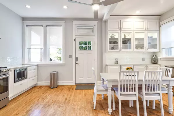 1431 N Maplewood AVE, Chicago, IL 60622