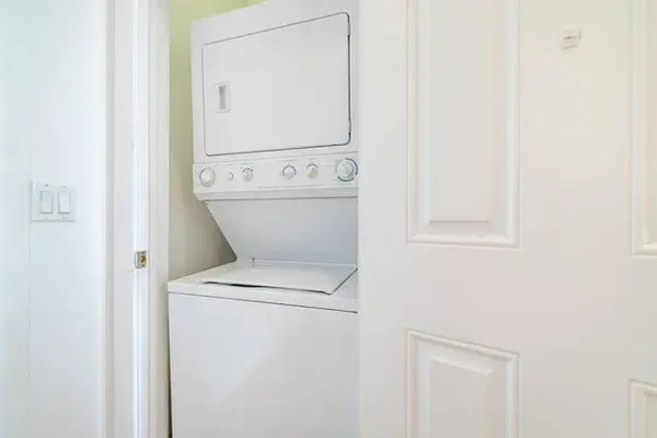 824 W Superior ST #307, Chicago, IL 60642