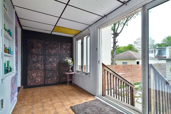 5451 N Lynch AVE, Chicago, IL 60630