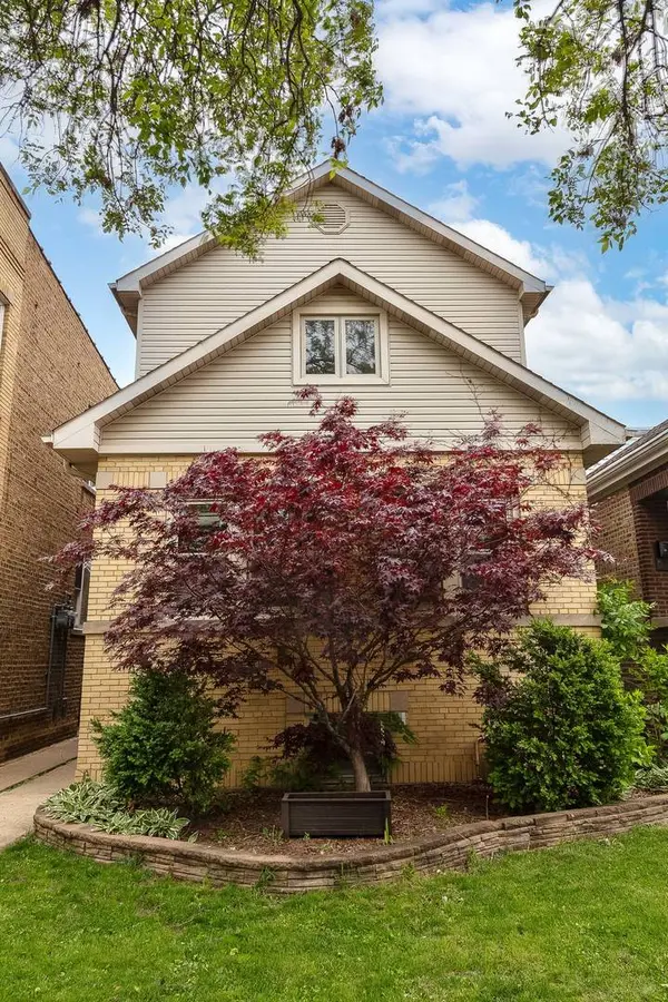 5451 N Lynch AVE, Chicago, IL 60630