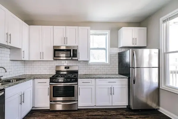 2634 N Lawndale AVE #1, Chicago, IL 60647