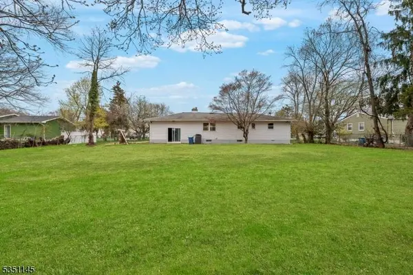 344 W Point Ave, Franklin Twp., NJ 08873