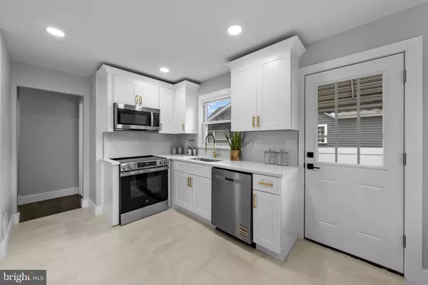 41 GREENFIELD AVE, Lawrenceville, NJ 08648