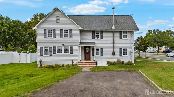 202 Ravine DR, Matawan, NJ 07747