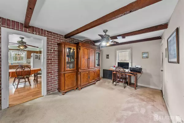 202 Ravine DR, Matawan, NJ 07747