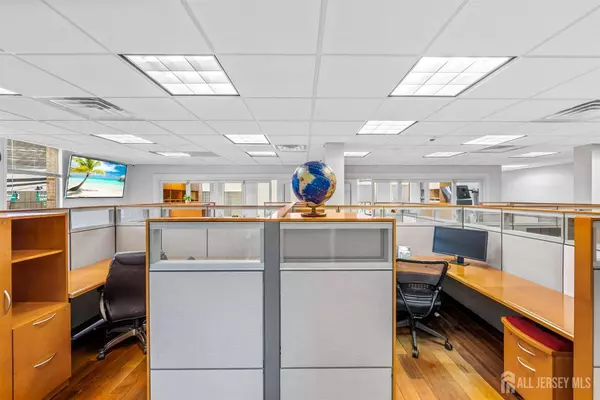 90 paterson ST, New Brunswick, NJ 08901