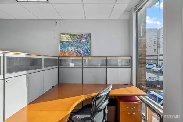 90 paterson ST, New Brunswick, NJ 08901