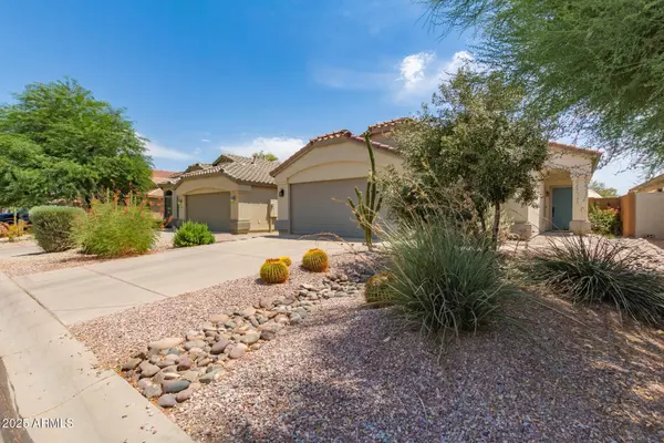 663 E DANIELLA Drive, San Tan Valley, AZ 85140