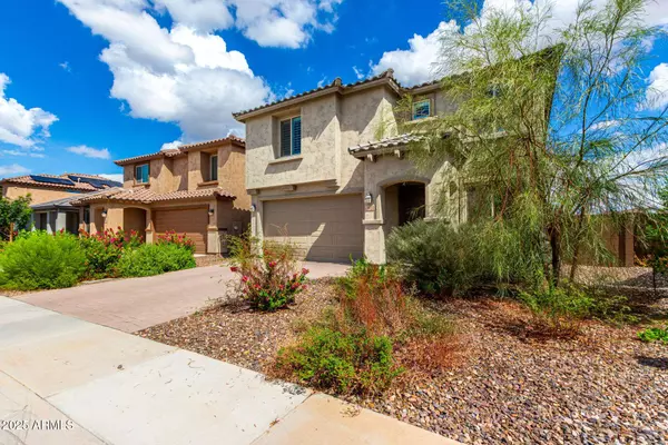 1522 W SABEL Court, San Tan Valley, AZ 85144