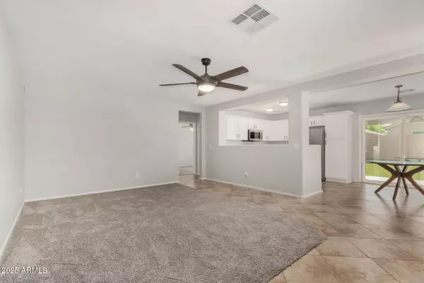 2793 E Olivine Road, San Tan Valley, AZ 85143