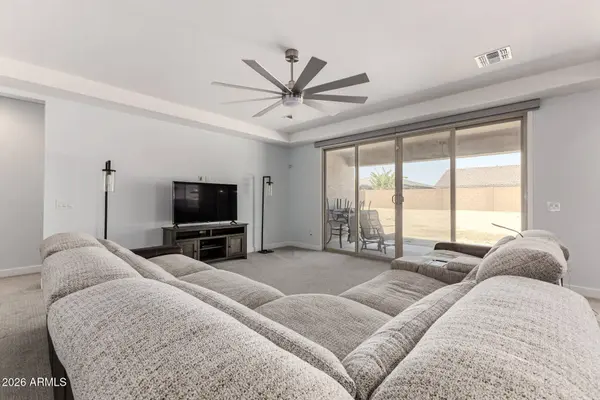 18612 W BUTLER Drive, Waddell, AZ 85355