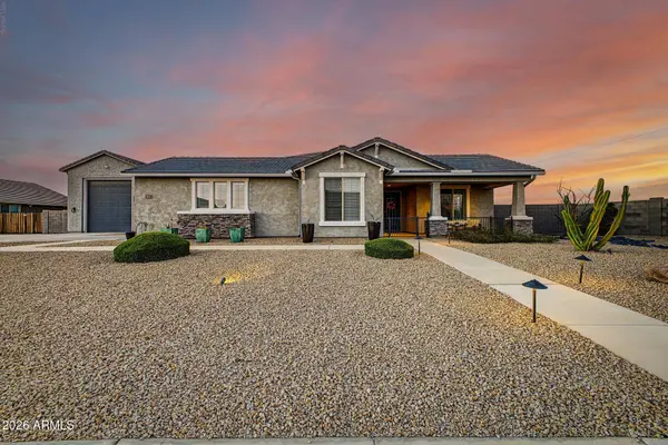 2024 E EUCALYPTUS Lane