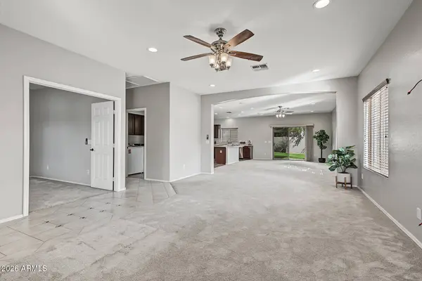 39279 N JAY Circle, San Tan Valley, AZ 85140