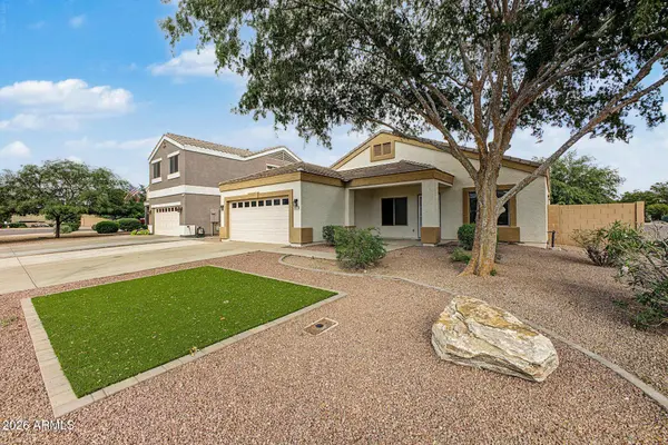 39279 N JAY Circle, San Tan Valley, AZ 85140