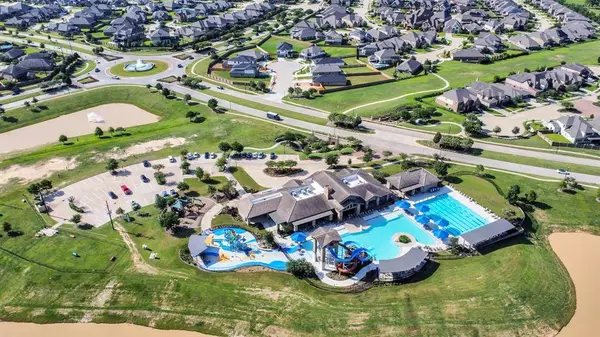 28646 Monarch Cliffs DR, Fulshear, TX 77494