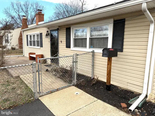 9 WARDOR AVE, New Castle, DE 19720