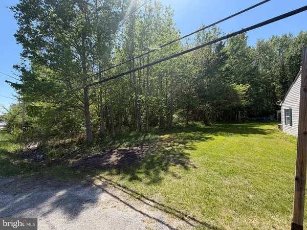 6386 SUMMIT BRIDGE RD, Townsend, DE 19734
