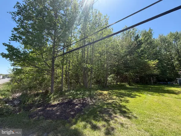 6386 SUMMIT BRIDGE RD, Townsend, DE 19734