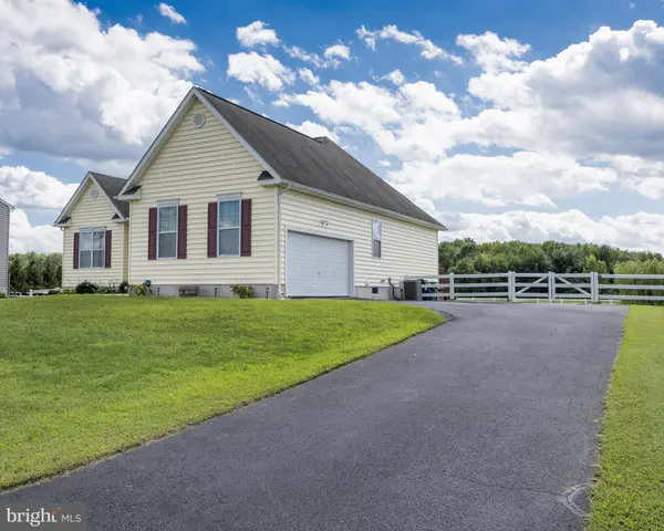 231 RIDING PATH DR, Clayton, DE 19938
