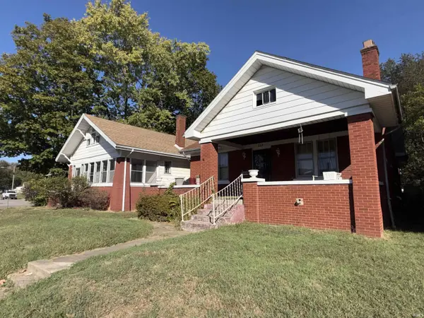 604 Bayard Park DR, Evansville, IN 47713