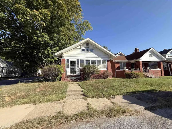 602 Bayard Park DR, Evansville, IN 47713