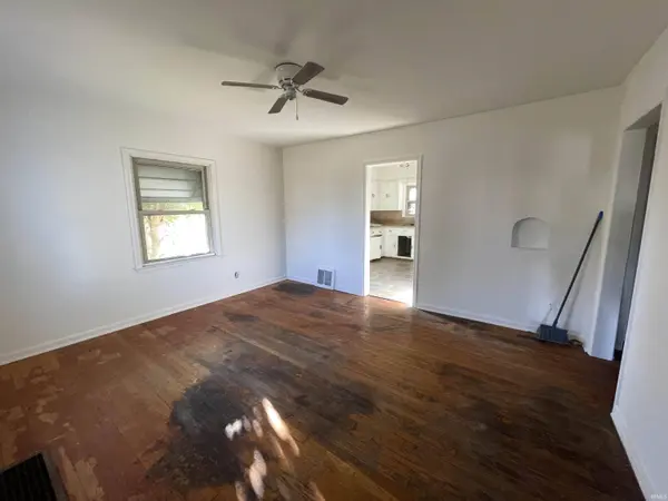 721 Adams AVE, Evansville, IN 47713