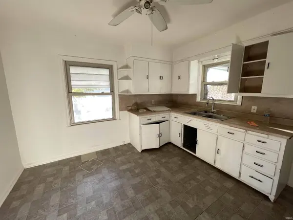 721 Adams AVE, Evansville, IN 47713