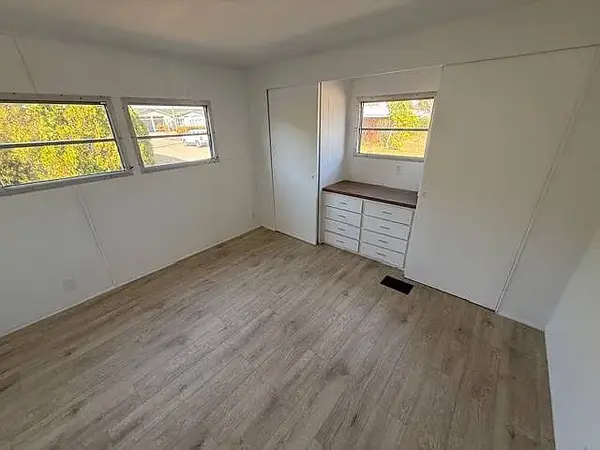 3621 Aachen St, Sarasota, FL 34234-5403