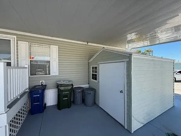 2100 Doud St #61, Sarasota, FL 34231-6804