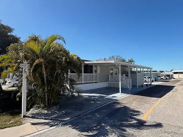 2100 Doud St #61, Sarasota, FL 34231-6804