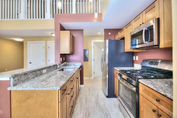 100 Richards Avenue #APT 402, Norwalk, CT 06854