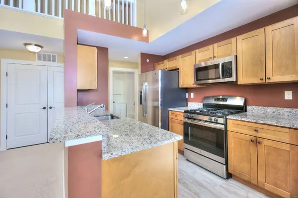 100 Richards Avenue #APT 402, Norwalk, CT 06854