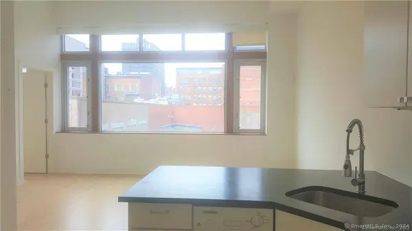 804 Chapel Street #302, New Haven, CT 06510