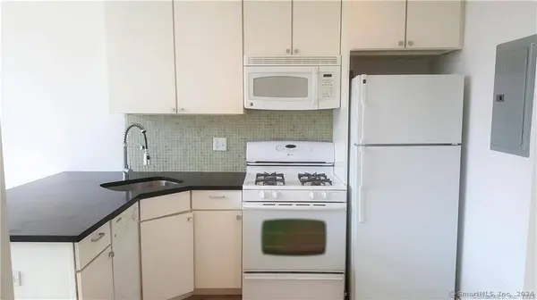 804 Chapel Street #302, New Haven, CT 06510