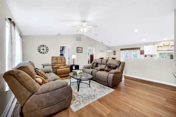 12176 APPLEBERG CIR, Port Charlotte, FL 33981